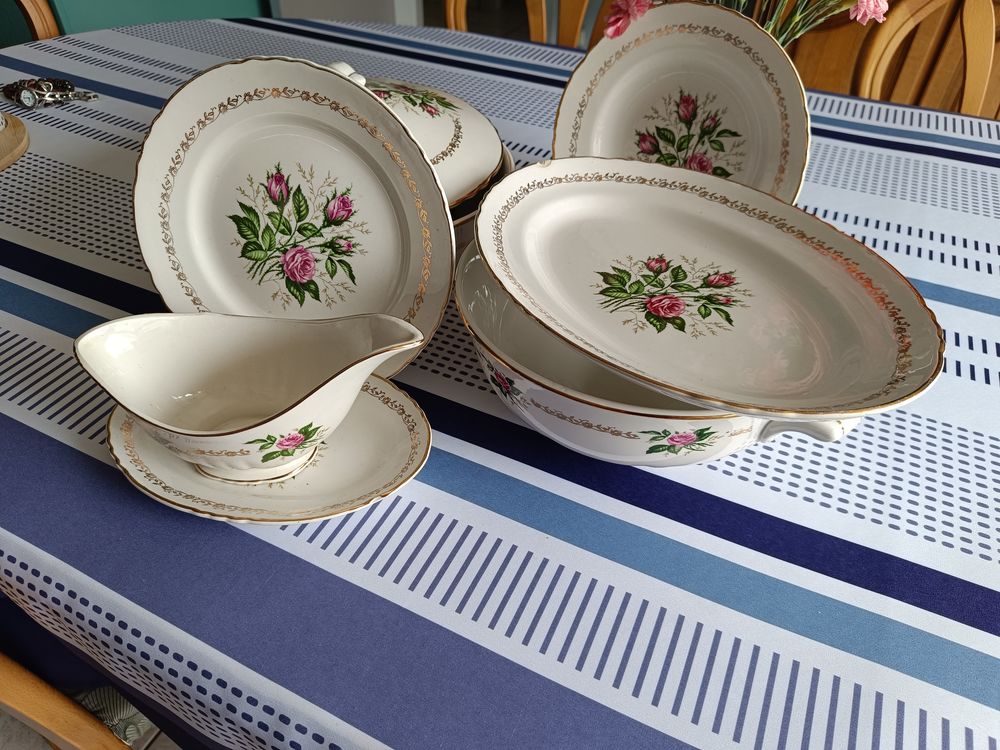 Service vaiselle 80 Fougerolles-du-Plessis (53)