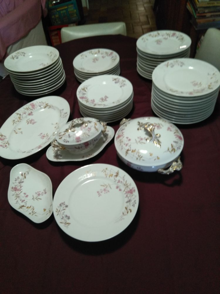 service � vaisselle en porcelaine 140 Bondy (93)