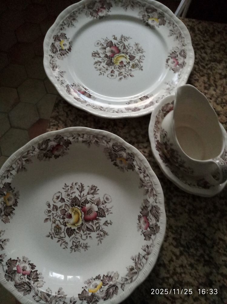 service � vaisselle 200 Rueil-Malmaison (92)