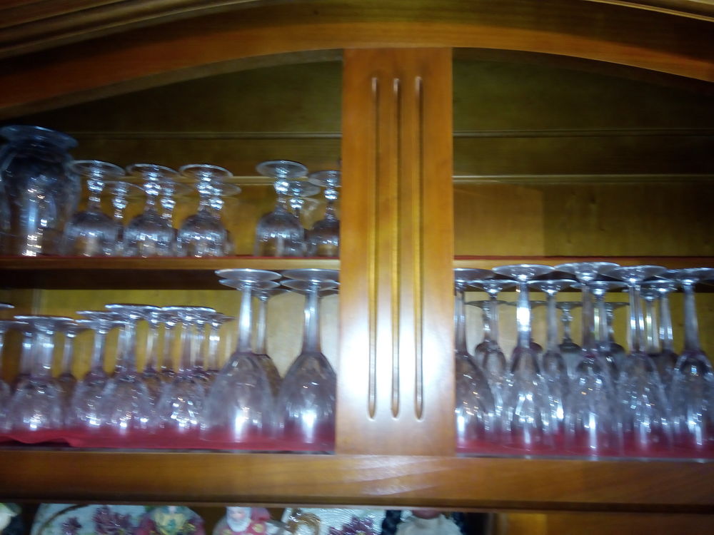 Service de verres � pied 50 Saint-Pierre-la-Noaille (42)