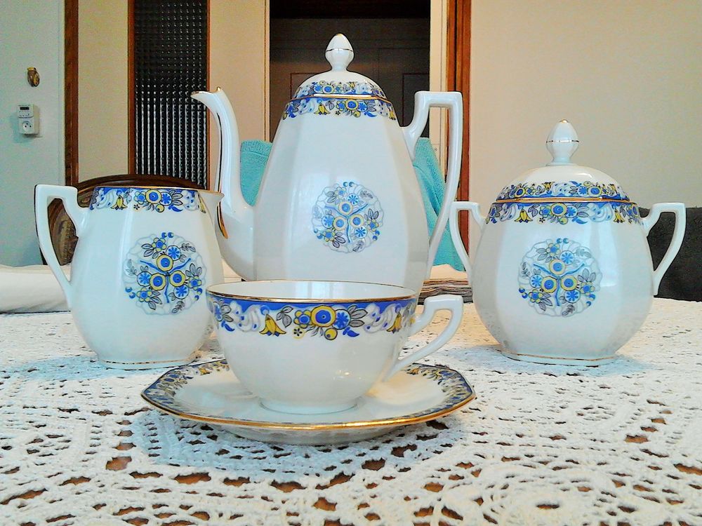 SERVICE A THE 45 Digne-les-Bains (04)