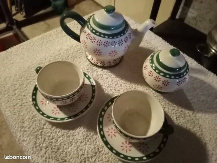 Service � the 5 Jou�-l�s-Tours (37)