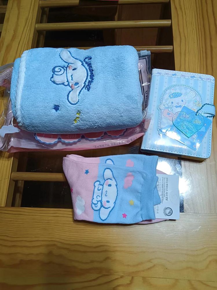 Serviette Cinnamoroll 5 Lyon 8 (69)