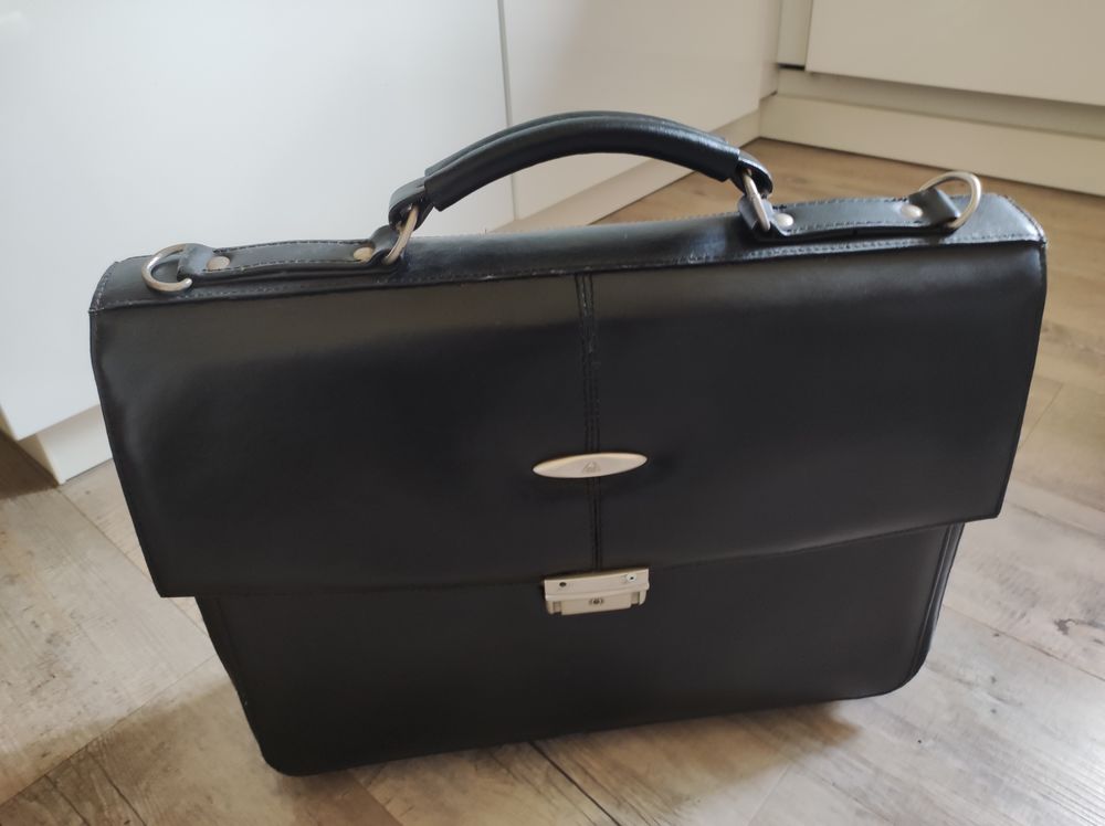 Serviette porte documents 34 Flavigny-sur-Moselle (54)