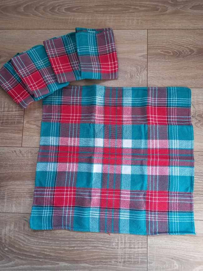 Lot de 5 serviettes de table �cossaises 15 Villiers (86)