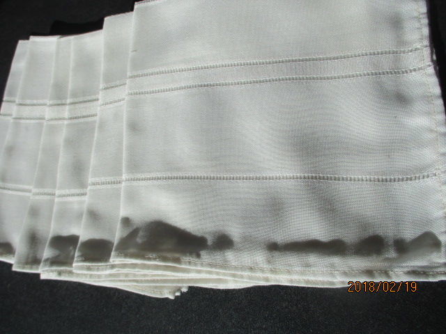 Six serviettes de table 18 Castres (81)