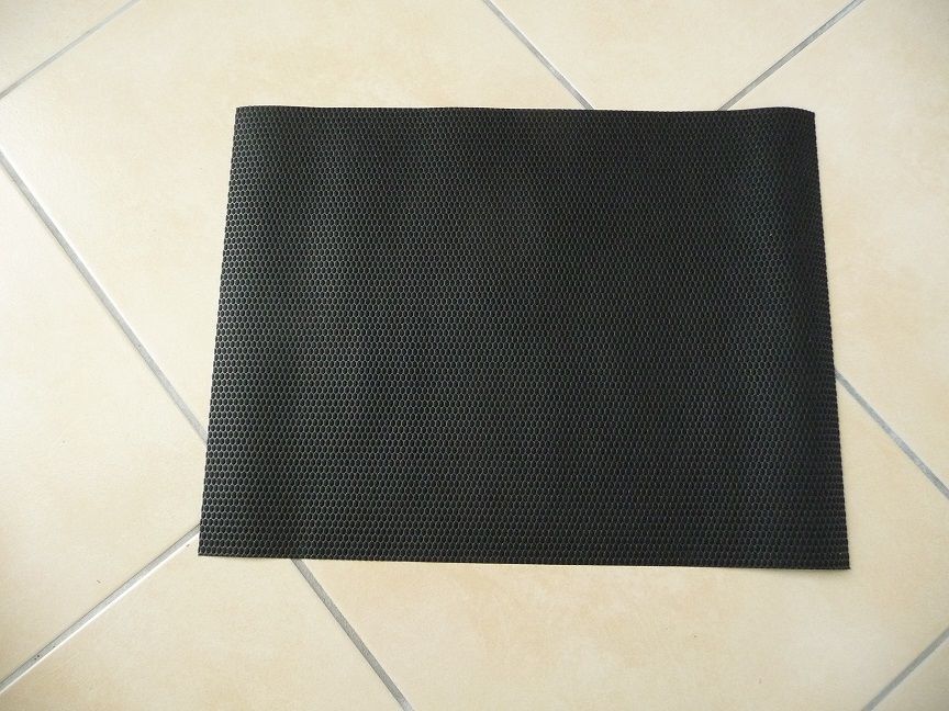 5 sets de table couleur noire - Neufs 10 Celles-sur-Belle (79)