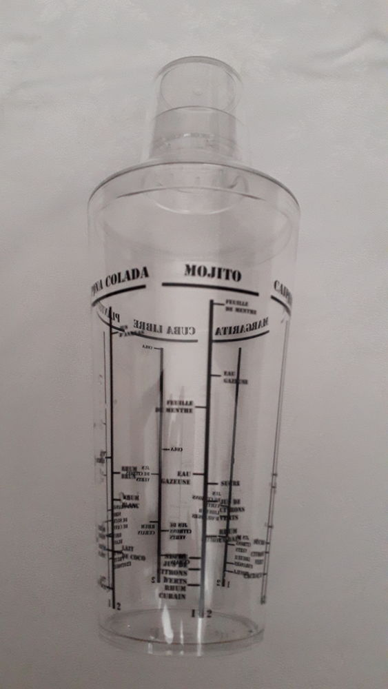 Shaker � cocktails avec recettes
15 Salon-de-Provence (13)