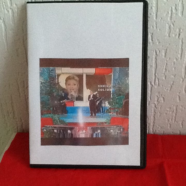 DVD SHEILA  VIVEMENT DIMANCHE - 2013
6 Saint-Etienne (42)