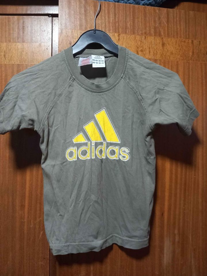 Tee shirt Adidas 8 ans 1 La Fert�-sous-Jouarre (77)