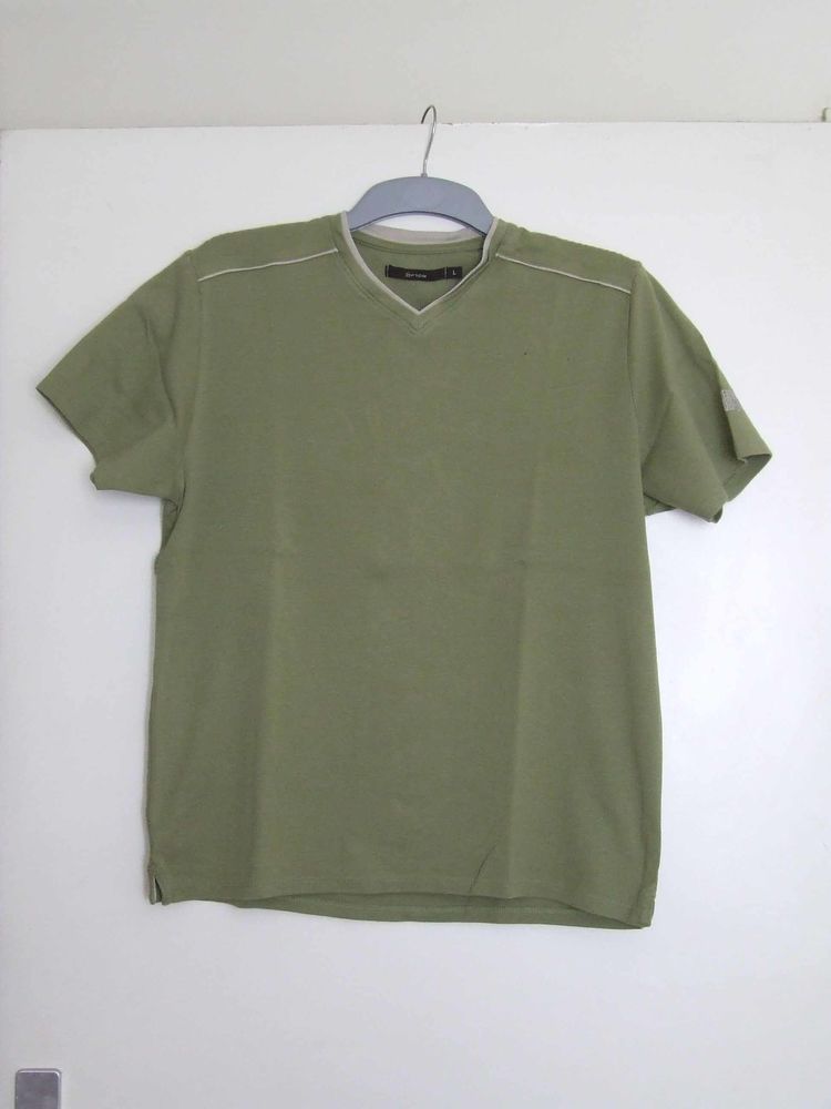 Tee-shirt col en V, BRICE, Vert d'eau, Taille L,TBE 5 Bagnolet (93)