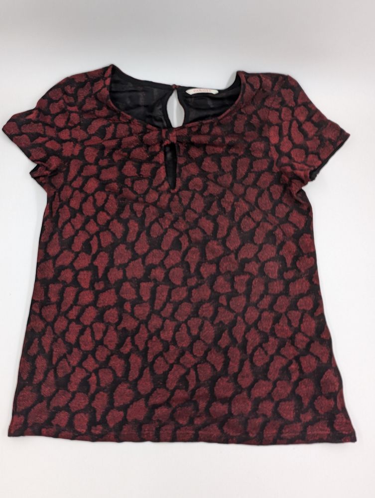T-Shirt Cama�eu noir et rouge paillet� taille M pour femme 2 Vulbens (74)