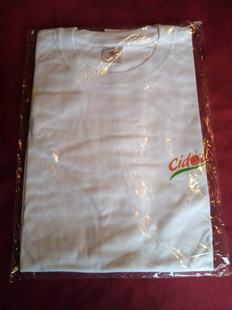 T-shirt cidou taille XL neuf dans son emballage 6 Avermes (03)