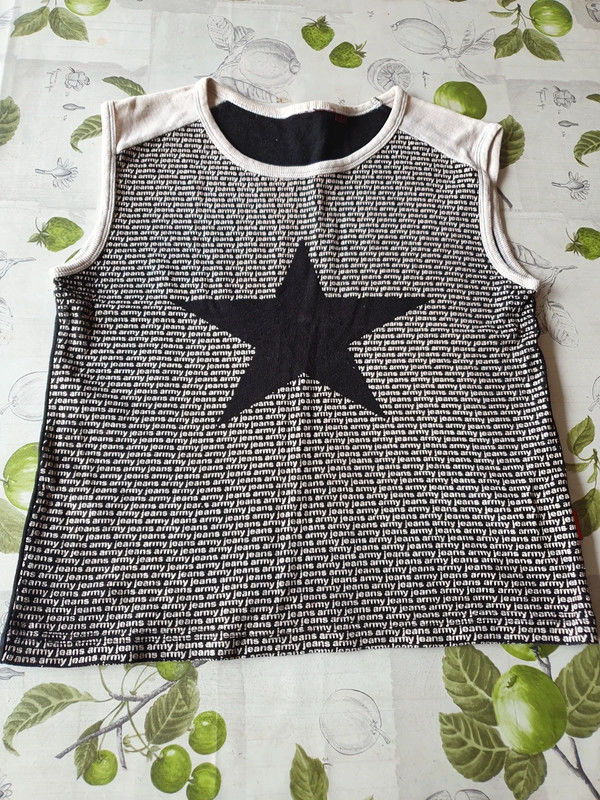 tee-shirt/d�bardeur noir 
38 2 Aubvillers (80)