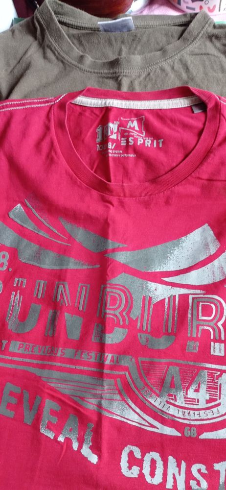 lot de t-shirt de deux t-shirt pour homme 6 Pantin (93)