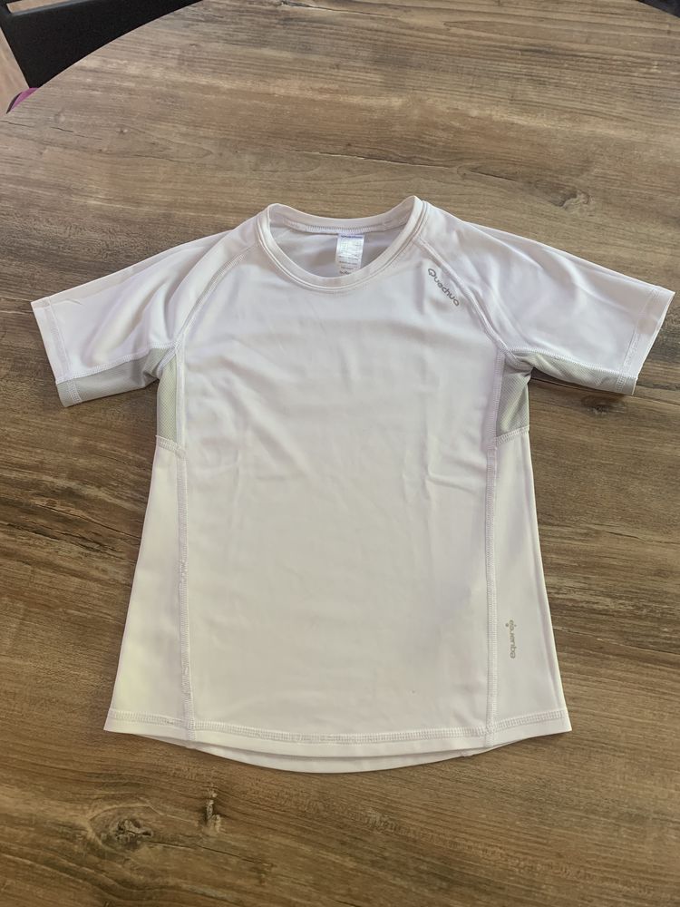 Tee shirt enfant fille d�catlon    Quechua   4 Saleilles (66)