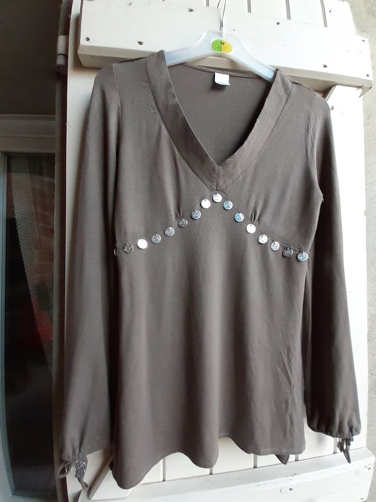 Tee-shirt femme Cama�eu taille 2 3 Grisolles (82)