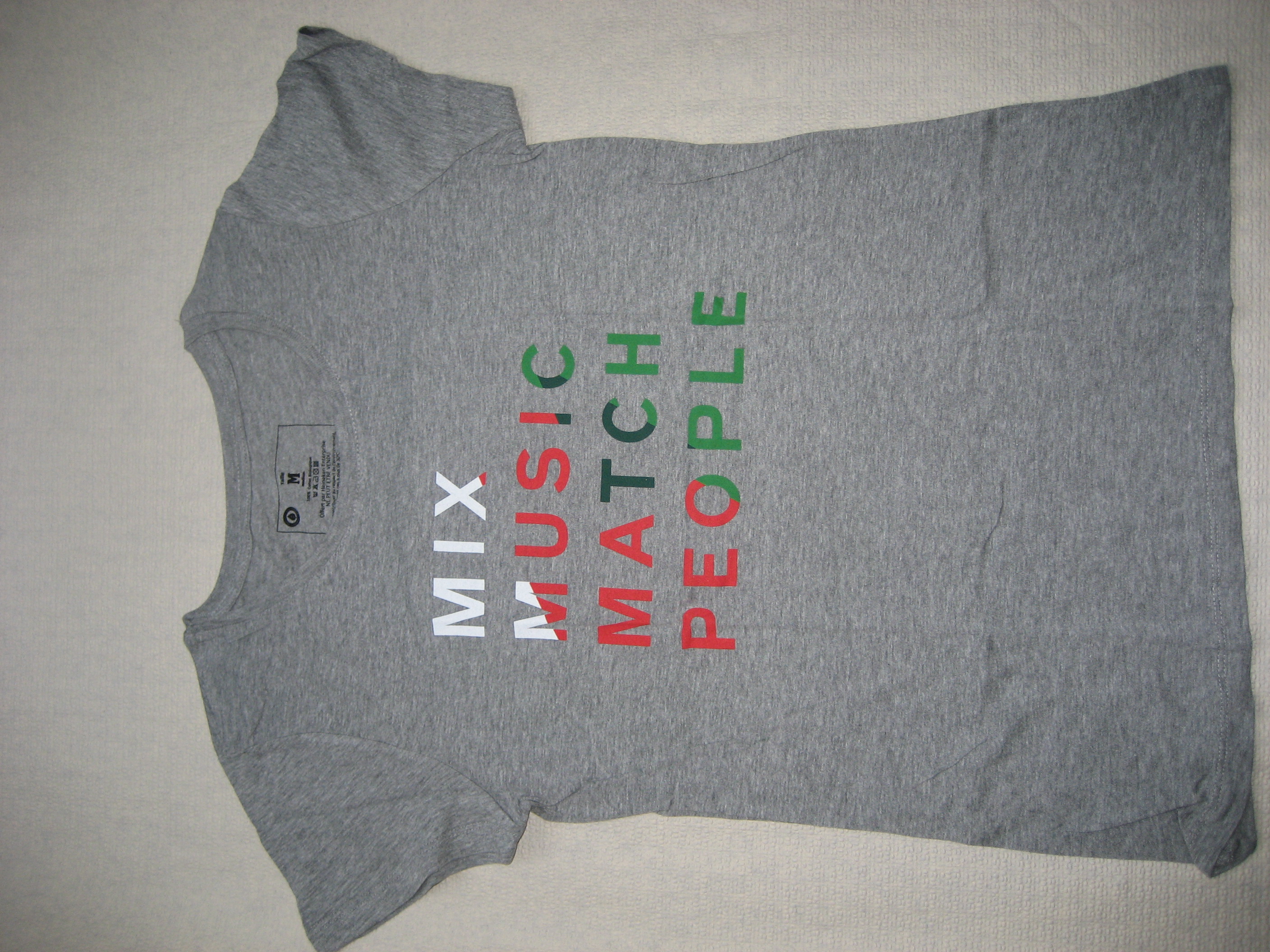 Tee-shirt femme   M   gris, neuf 3 Reims (51)