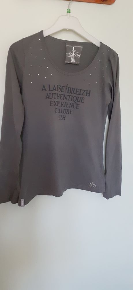 Tee-shirt femme taille XS 4 Grisolles (82)