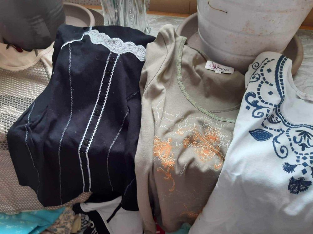 tee shirt femme 15 Noisy-le-Grand (93)