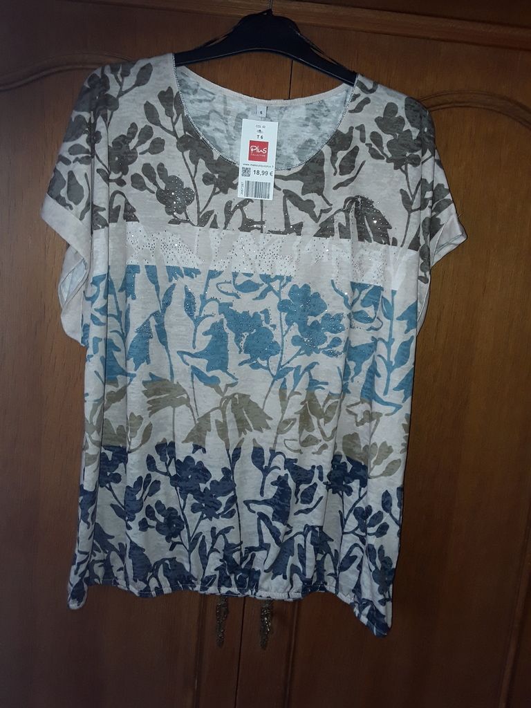 T-shirt Floral Neuf Taille 6 Plus - Motif Bleu et Gris 8 Barzy-sur-Marne (02)