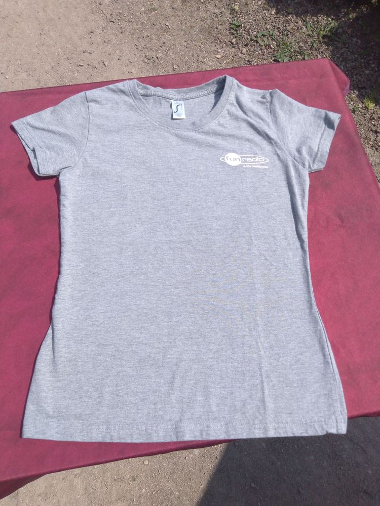 T-shirt gris fun radio taille S neuf jamais porté 3 Avermes (03)