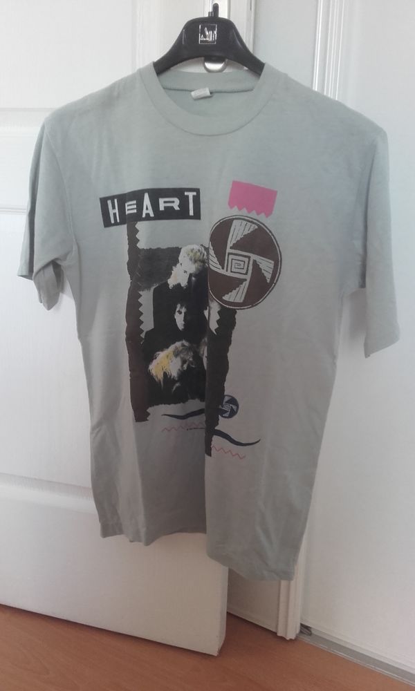 T-Shirt : Heart - European Tour 1988 - Taille : M 250 Angers (49)