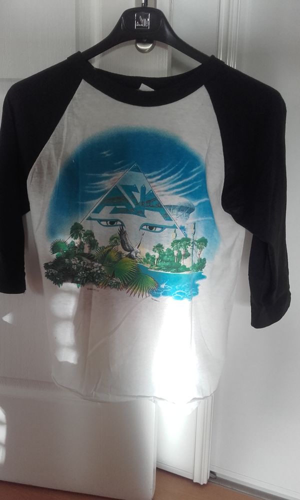 T-Shirt Jersey : Asia - Invasian '83 - Taille : M 220 Angers (49)