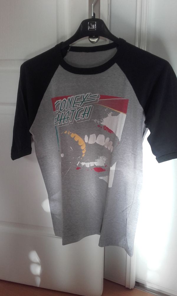 T-Shirt Jersey : Coney Hatch - Outa Hand 1983 (Gris) - Taill 200 Angers (49)