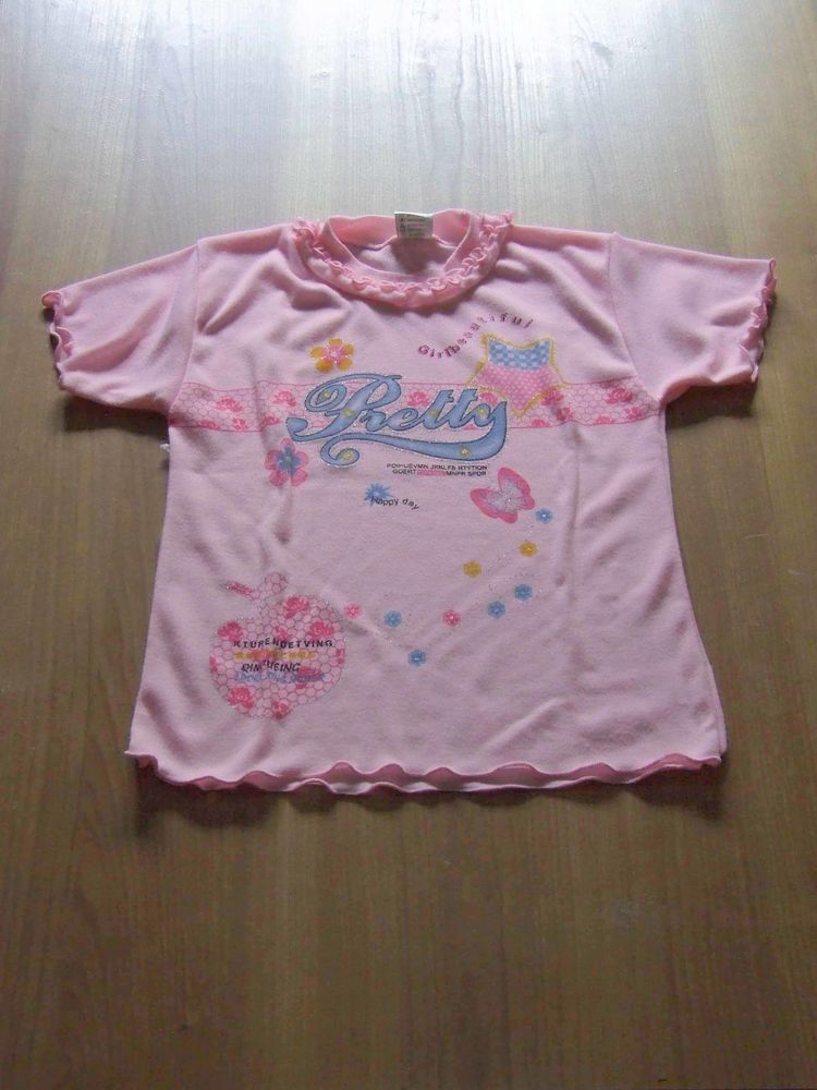 Tee-shirt manches courtes PRETTY. Rose. 8�ans. TBE 3 Bagnolet (93)