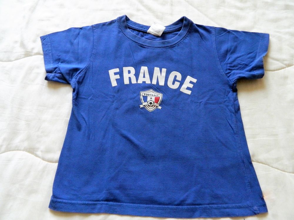 Tee-shirt manches courtes bleu 5 ans 2 Villiers (86)