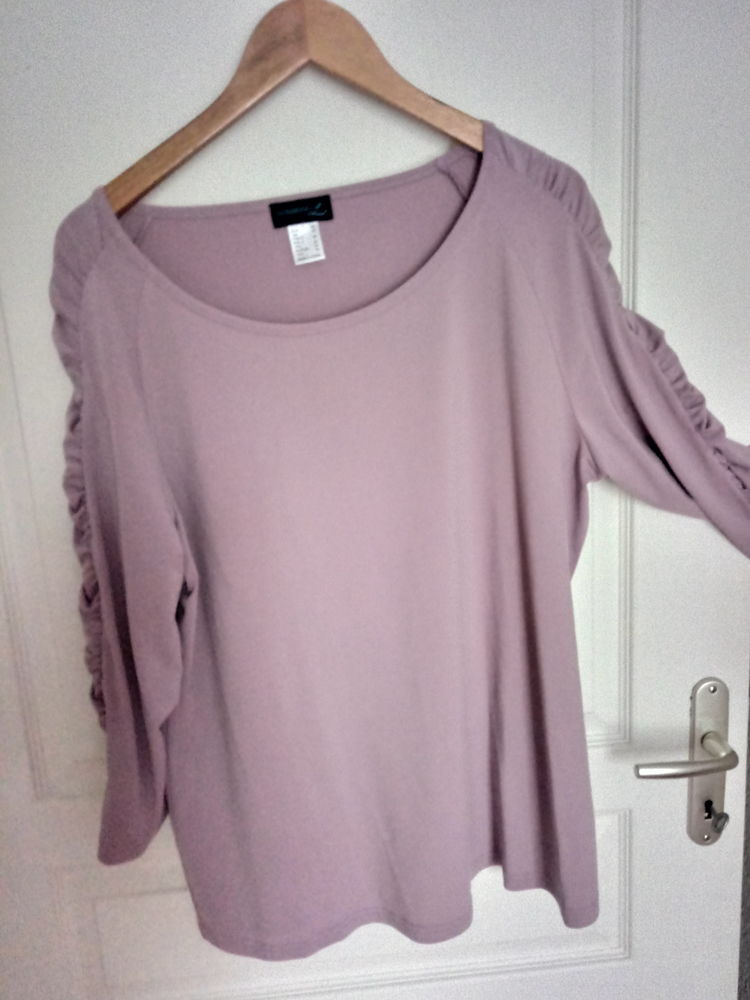 T shirt manches longues 12 Saint-P�e-sur-Nivelle (64)