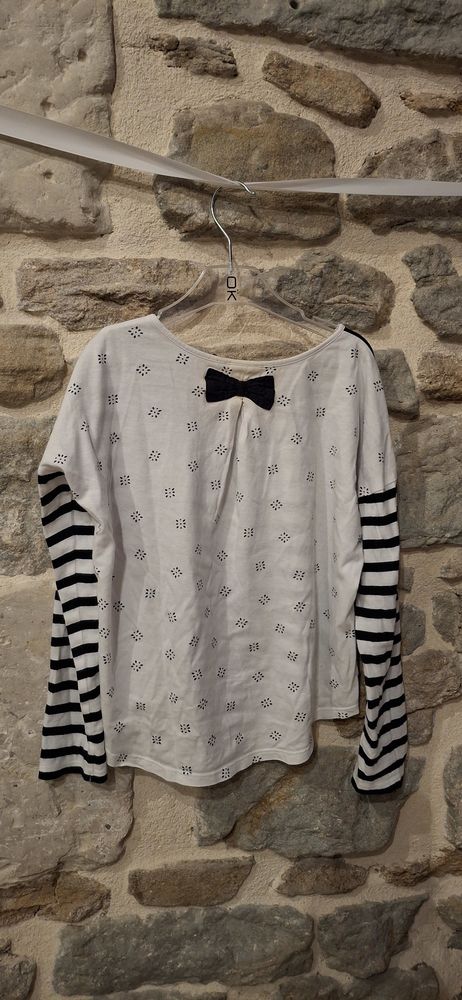 Tee-shirt manches longues blanc ray� noir marque Ikks taille 3 Villiers (86)