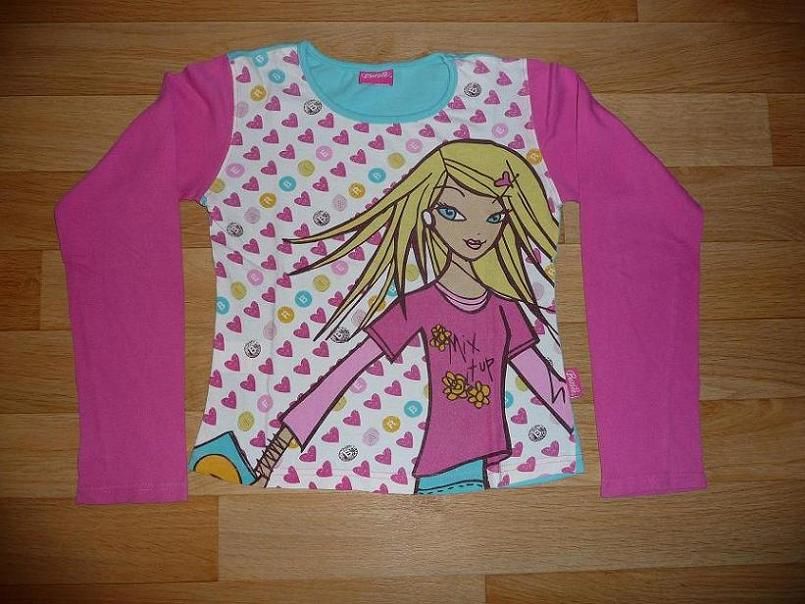 Tee-shirt marque BARBIE taille 10 ans 10 Celles-sur-Belle (79)