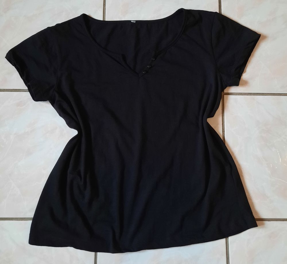 Tee shirt noir femme col fantaisie m courtes T 38 - 40 / 40  3 Domart-en-Ponthieu (80)