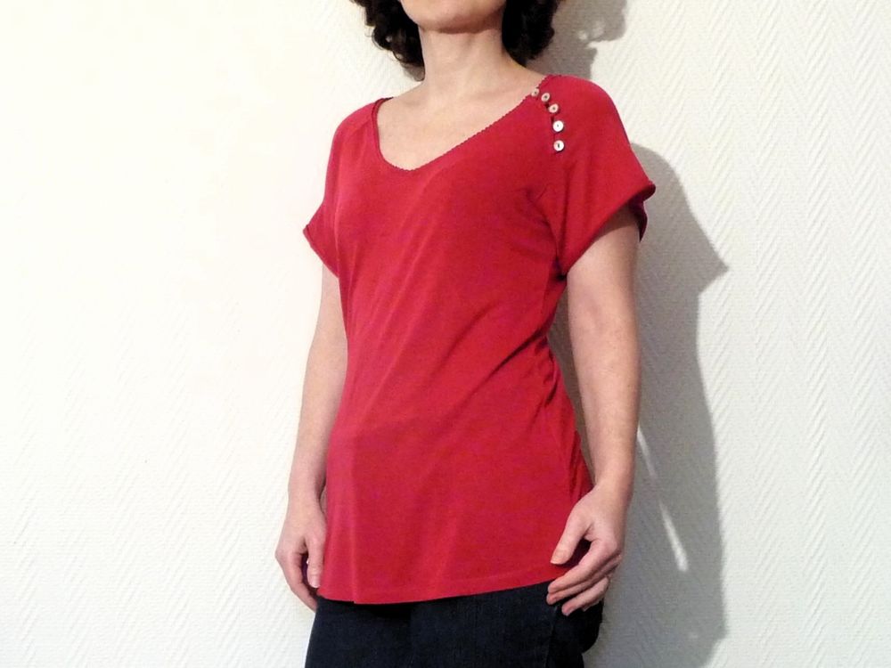 Top / Tee Shirt Rose Fuchsia � Manches Courtes- Tissaia 3 Paris 15 (75)