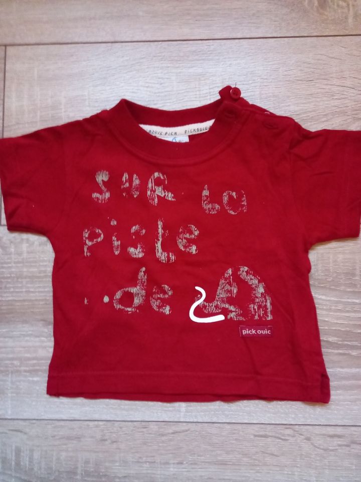 Tee-shirt rouge marque Pick ouic taille 12 mois 1.2 Villiers (86)