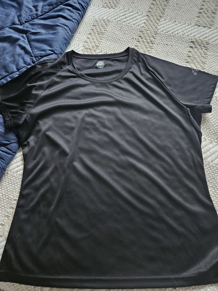 T shirt sport Mc Kinley t44 neuf 5 Villars (42)