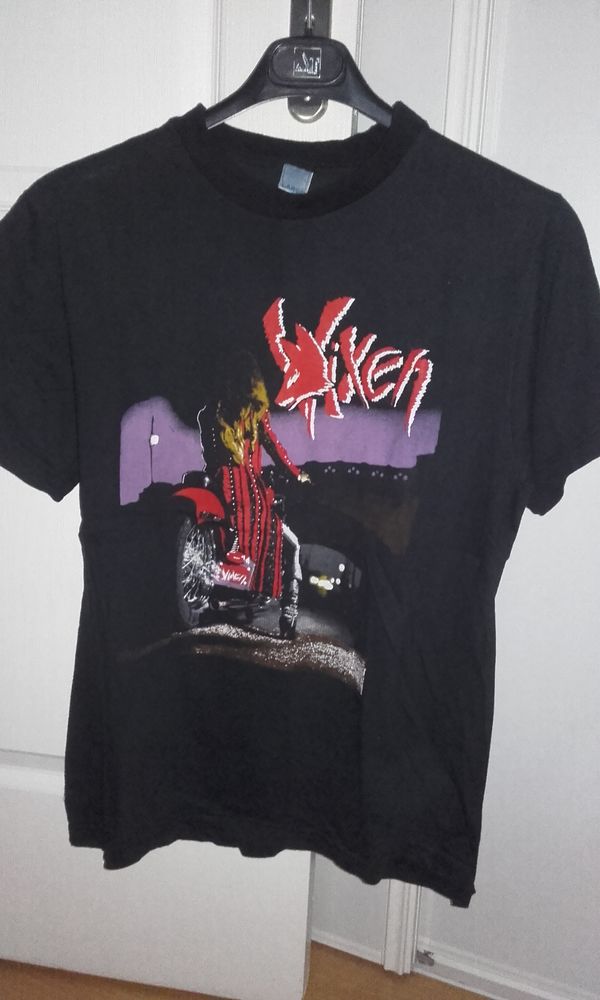 T-Shirt : Vixen - Edge of a Broken Heart European Tour 1989 220 Angers (49)