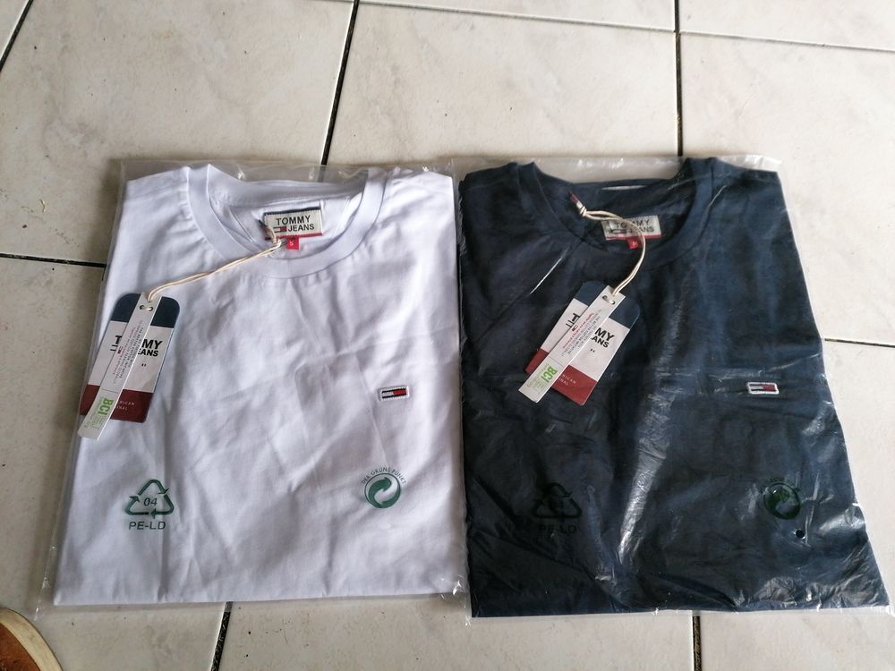 Tee shirts Tommy jeans neuf taille m et smol. 20 Villeurbanne (69)