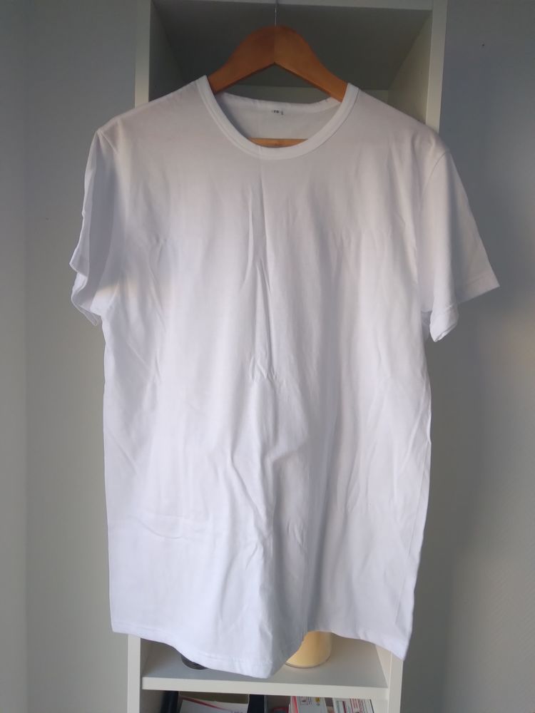 2 tee-shirts 5 Naujac-sur-Mer (33)