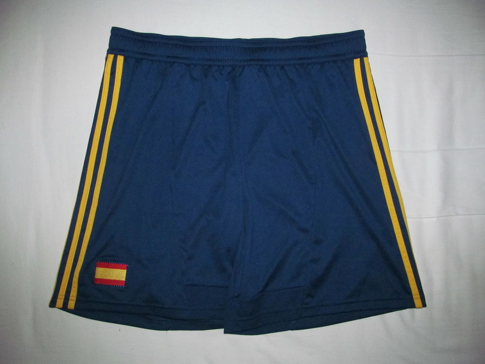 Short adidas Espagne 2012 19 Amiens (80)