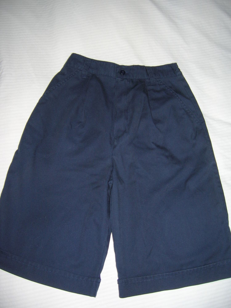 Short Bleu marine Rainett 6 Ch�teauroux (36)