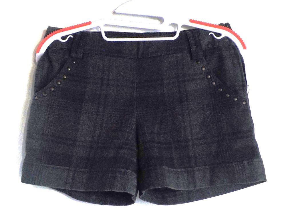 SHORT FEMME CACHE-CACHE NOIR ET GRIS FONCE TAILLE 34 5 Bubry (56)