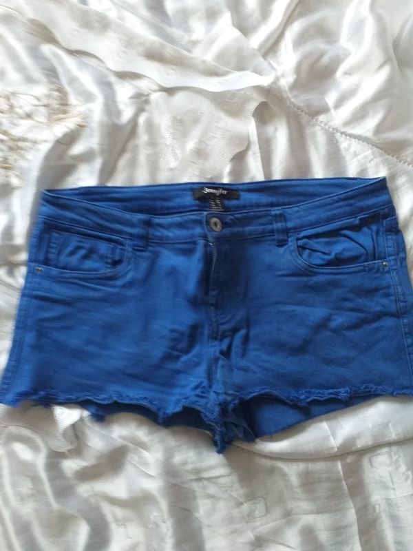SHORT FEMME TAILLE 40 JENNYFER 1 Chaumont (52)