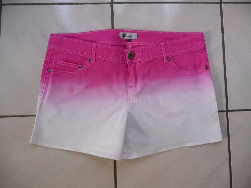 Short Tie & Dye Fuchsia et blanc Taille 40 - Neuf 12 Celles-sur-Belle (79)