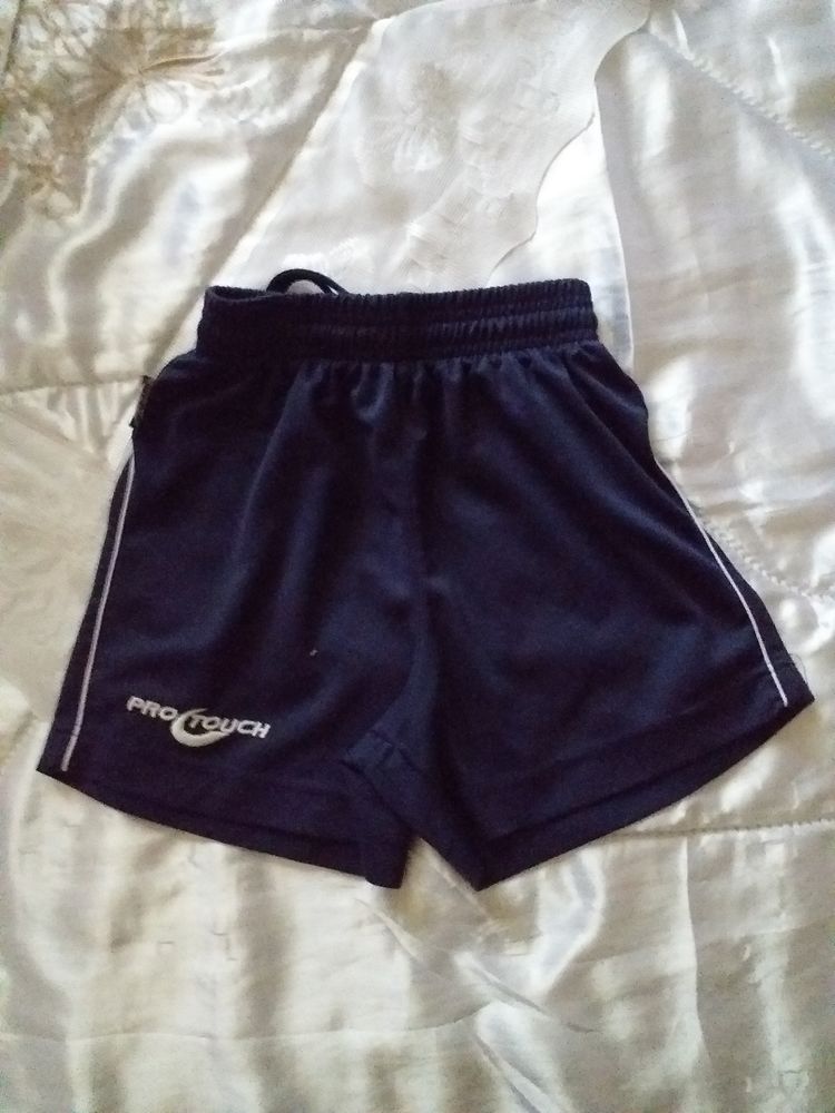 SHORT GARCON TAILLE 6 ANS PRO TOUCH 1 Chaumont (52)