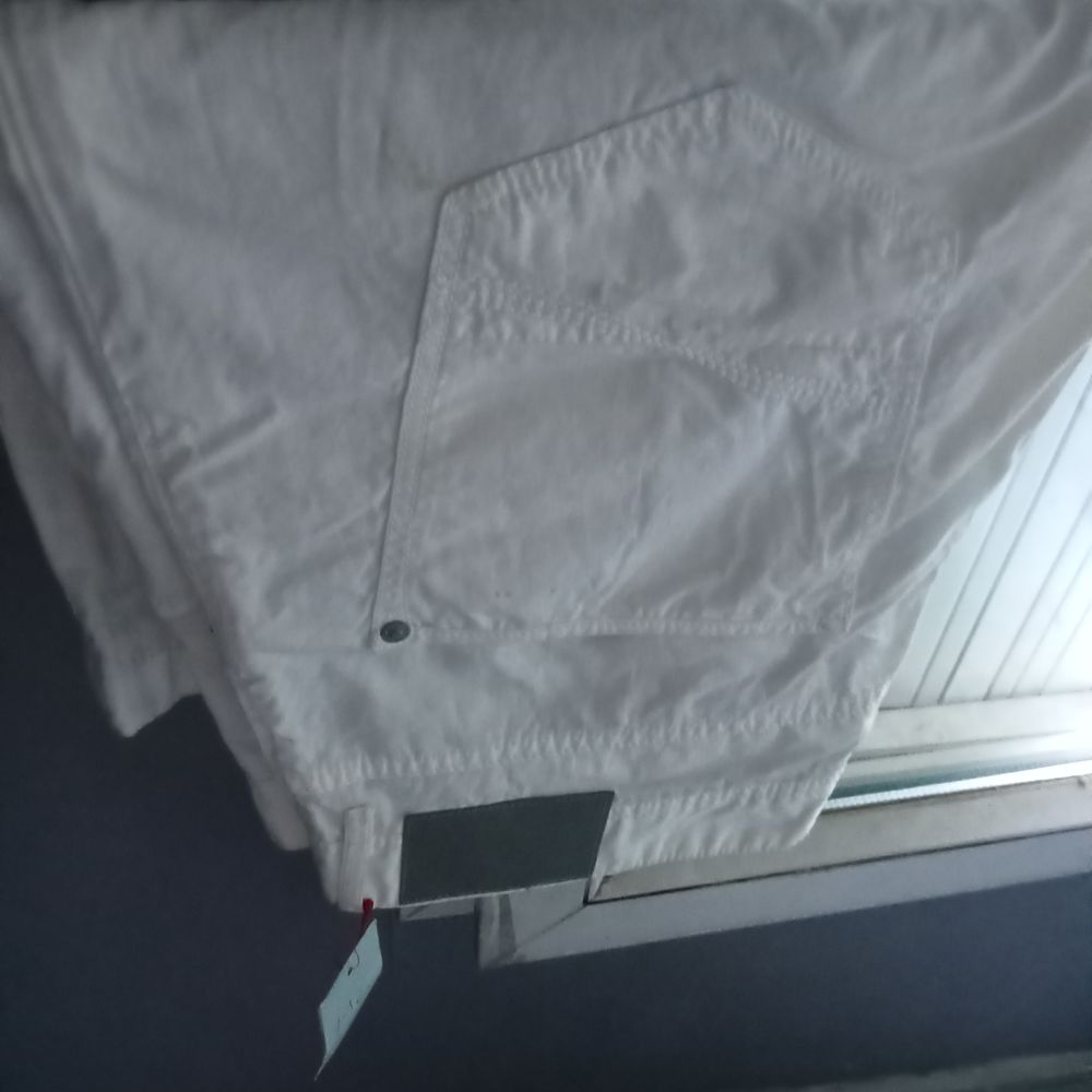 Short en jeans blanc 25 Marseille 1 (13)