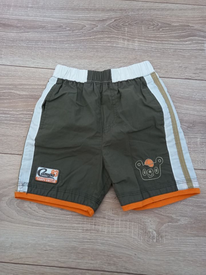 Short kaki et orange 2 ans 2 Villiers (86)