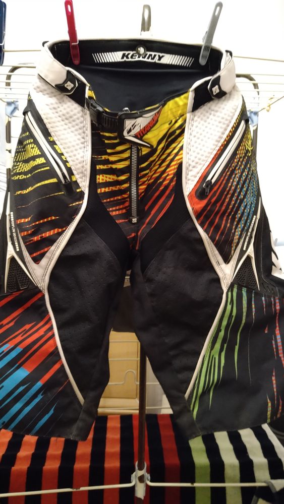 Short MOTOCROSS / BMX TITANIUM KENNY KENNY FRANCE size / tai 30 Aramon (30)